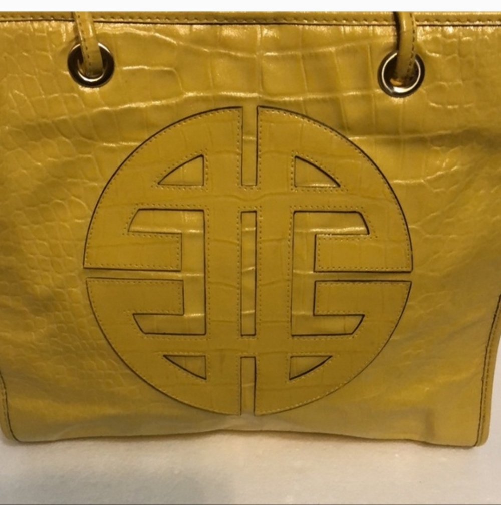 Antonio Melani Croc Embossed Tote Bag - Picture 2 of 11